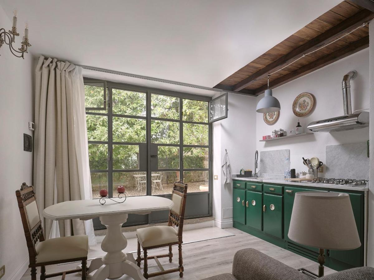 Agriturismo Castello Santa Margherita Cori Eksteriør bilde