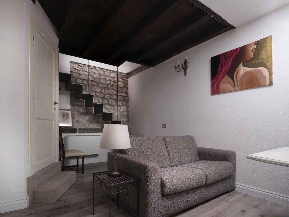 Agriturismo Castello Santa Margherita Cori Eksteriør bilde