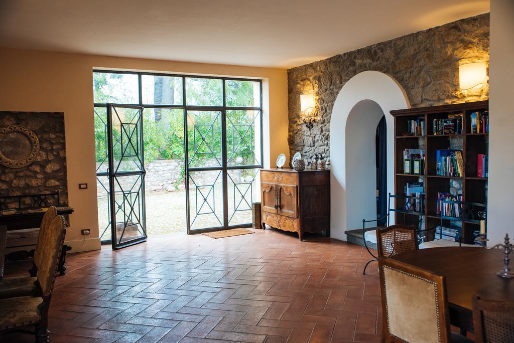 Agriturismo Castello Santa Margherita Cori Eksteriør bilde